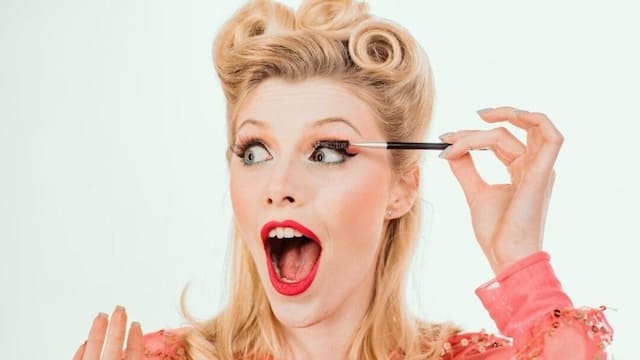 Pinit professional makeup artist services at home or at the salon